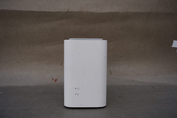 Huawei LTE Cube E5180: High-Speed 4G Router with Wi-Fi Hotspot and Ethernet Port - Image 2